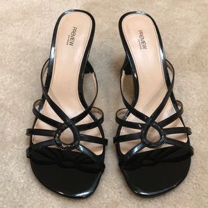 Preview International 3” black thick heels size 8M